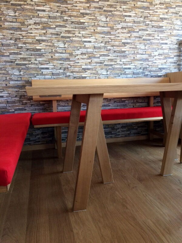 Künzler Tische + Bänke