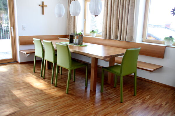 Künzler Tische + Bänke